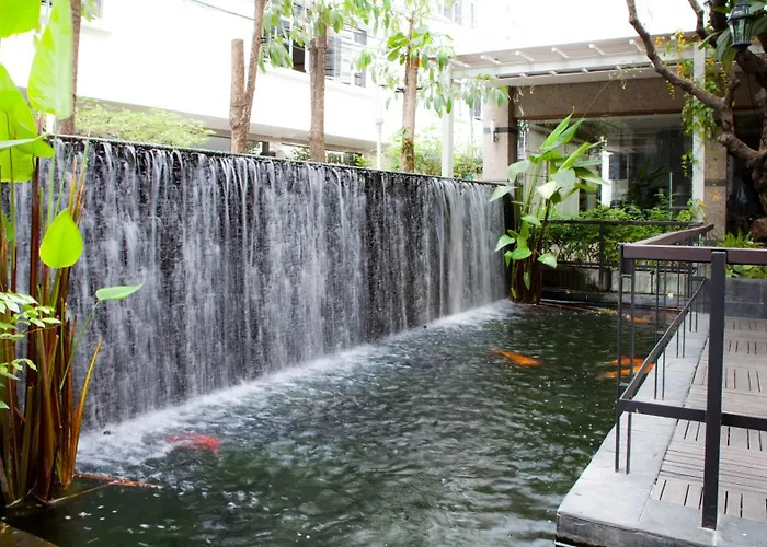 Trang Hotel, Bangkok